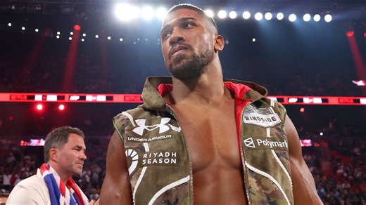 Joshua in the house! AJ present for Chisora-Wilder amid comeback trail | DAZN News US