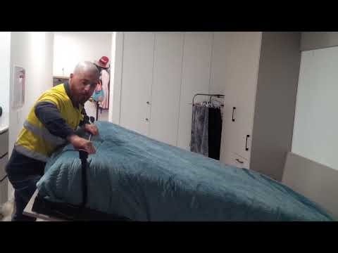 Converting a one-bedroom apartment into a two beddy, using a Murphy Bed
