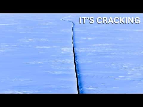 Antarctica's Cracking 'Doomsday Glacier' is Collapsing from Underneath
