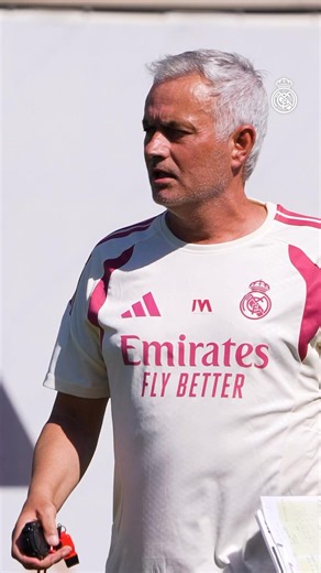 👔 The boss! #RMCity #RealMadrid #Mourinho