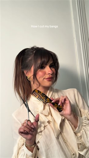 DIY French Bangs Cutting Tutorial