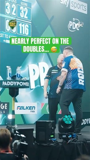 The 143 that NEARLY went! 😳 | 2025/26 Paddy Power World Darts Championship