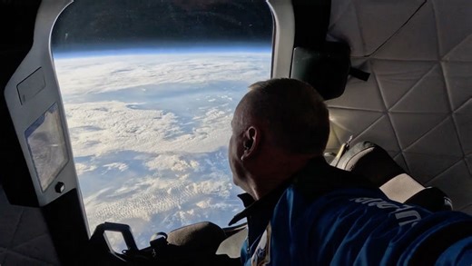 See Blue Origin crew's amazing view of Earth in NS-36 launch highlights