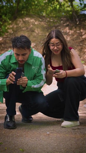 iPhone 17 Pro Max vs Nokia 1100: Road Roller Ne Sab Khatam Kar Diya! 🤯