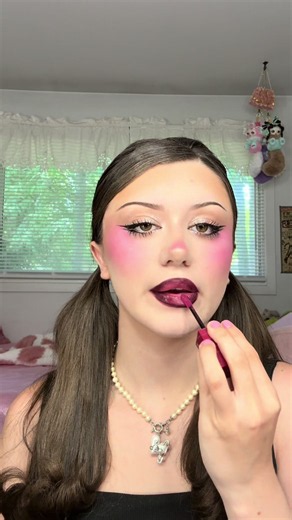 SHEGLAM Baked Gelee Eyeshadow glitter look: more glitter shadow who’s shocked