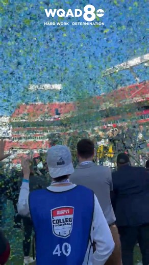 🏈 The Iowa Hawkeyes beat Vanderbilt 34-27 to take home the 2025 ReliaQuest Bowl championship title! | WQAD