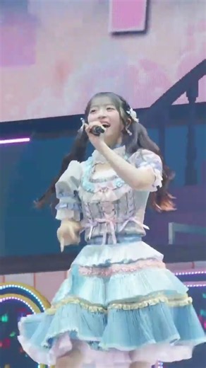 AKB48 本日 #SASUKEアイドル予選会2026 に秋山由奈が出場🏃🏻‍♀️💨 応援よろしくお願いします📣🩵 #AKBサンコンコン はHuluで見逃し配信中📡🎀 #SASUKE