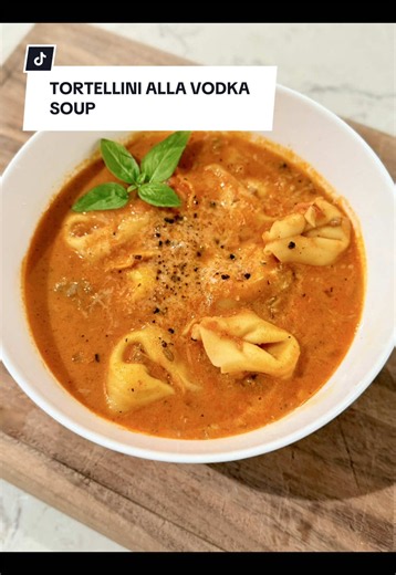 🥫 Tortellini alla Vodka Soup This is the ideal soup if you’re obsessed with vodka pasta like me. Especially if you’re craving a warm bowl of soup but are also craving cheesy pasta! Plus it includes Italian sausage so it’s super savory and hearty. 🐝 free recipe on my blog (in my bio) #tortellinisoup #vodkasauce #carolbeecooks #soupseason