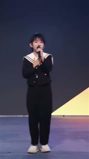 Live performance with Energetic Girls singing Little Flower 🌸