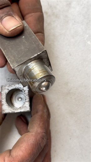 heavy duty ball Bearing pivot hinge for smooth Gate || custom fabricated pivot hinge for gates