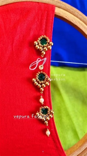 Vepura Fashion on Instagram: "✨️simple and beautiful cute kundan stone work brooch design chain brooch design aari butta design with glasstube bead hanging brooch design handmade brooch design lotus brooch flower broochwork design 🧵🪡 with sugar bead sequence leaf tablet bead pearl bead using ordinary needle 🪡 🧵 in simple and easy method done by Vepura Fashion 😍💜 and this our own and original video ♥️✨️👗✨️✂️✨️🥻✨️🩰✨️♥️ . . 🌟aaribridalblousedesign 🍀 southindianweddings 🌹🌟 ⭐️weddingdres