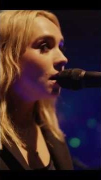 Rumours of Fleetwood Mac perform the dynamic song Big Love 2024 pt3