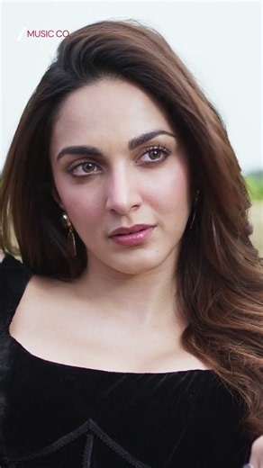 #Tabaahi ❤️‍🔥 #Toxic #Yash #KiaraAdvani #VishalMishra #RajShekhar #RomanticSong #LoveSong 🎶✨ #shorts