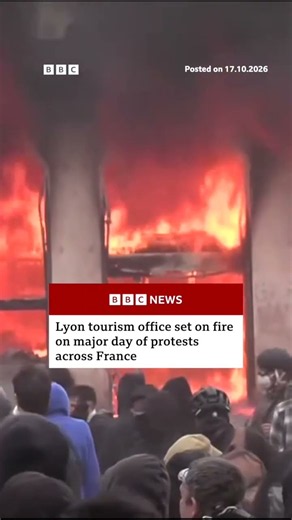 Lyon tourism office set on fire in day of protests #BBCNews