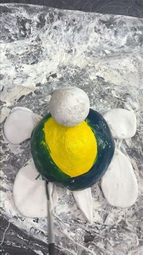Turned a simple shell into this adorable turtle friend 🐢💚 #diy