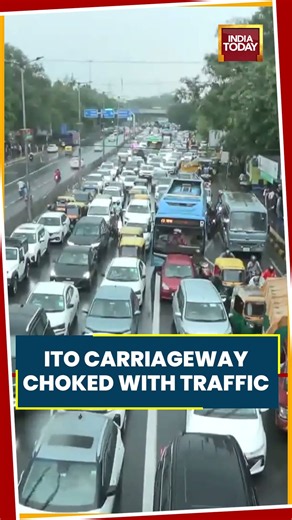 Delhi Rains: ITO Carriageway Choked With Traffic Amid Heavy Rainfall #Shorts