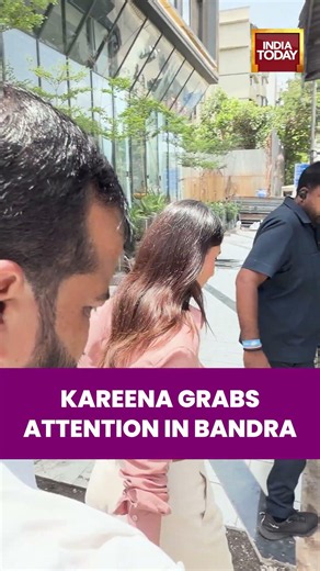 Kareena Kapoor Khan Grabs Attention in Bandra | Bollywood News | Entertain News