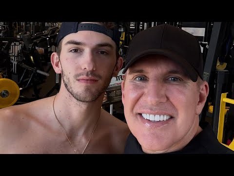 Grayson Chrisley Reveals Body Transformation After Gaining 31 Lbs. of Muscle in 6 Months