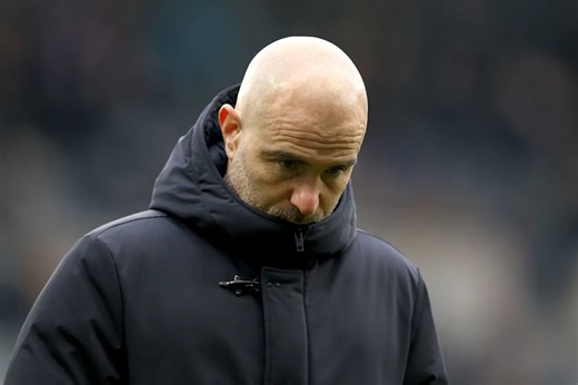 “They had that manager” – Jamie Carragher says Chelsea sporting directors threw away winning coach