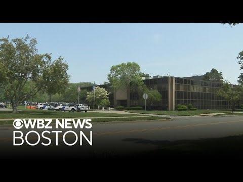 Burlington Police arrest 11 people protesting outside ICE facility