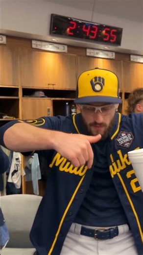 All I can think about is the Brewers 😭 #mlb