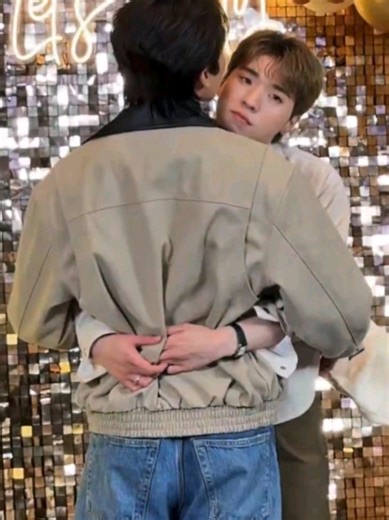 Baby Oat is very possessive🔥😏 Oat>>P'Ngern is mine💸🫵🏻😤 BEWITCHED X NGERNOAT #NgernOatShiningMoment #NgernOat #ngernnn #oattrt #fyp