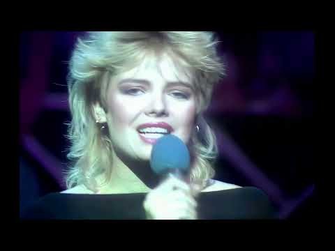KIM WILDE - Dancing In The Dark (Razzmatazz, 11.11.1983)