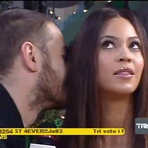 Beyoncé on TRL Italy (2007) there was something in the air happening... 🤭🩷
