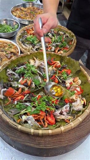 If you visit Guangzhou，you MUST TRY this Bamboo Rice！