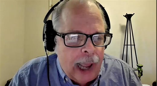 "They were human-size, they had an odd-grey complexion and pronounced nose." ~PSSince CIA Director Bush wasn't shown any proof of this, the question is:Was Bush lied to during that briefing? If so, what would be the reason?If there really is film of this encounter shot from a helicopter, does it still exist?Without that film or firsthand witnesses who were AT Holloman (if it actually happened and they're still alive), we're never gonna know. I DO think it happened. But what was it?Here's Paul Sh