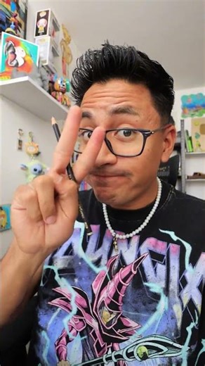 I'M TRYING TO MAKE A MIRROR WITH A GRAPHITE PENCIL :D