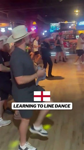 England fans have taken over Dallas 🏴󠁧󠁢󠁥󠁮󠁧󠁿 #worldcup #fifaworldcup