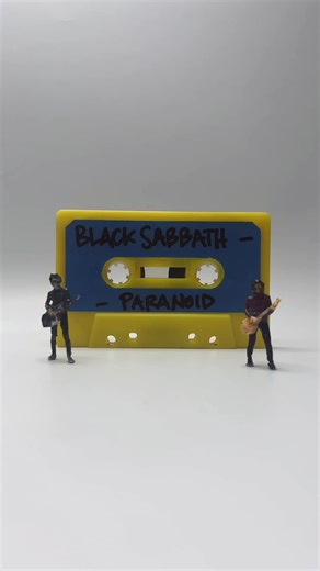 Black Sabbath - Paranoid (1970)