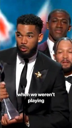 The Knicks take home the ESPY for Best Team!