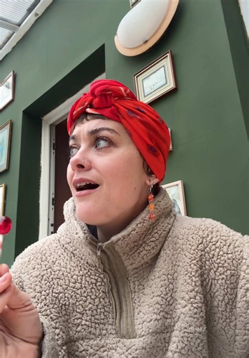 Who Is Gwen? Vlog About Allergies, Sniffles & Inner Child