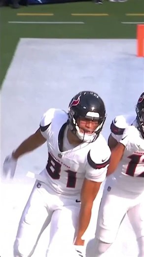 threw in all the presents & ran away 🤣