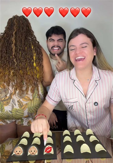 Baby Baby Kiss Challenge | kiss