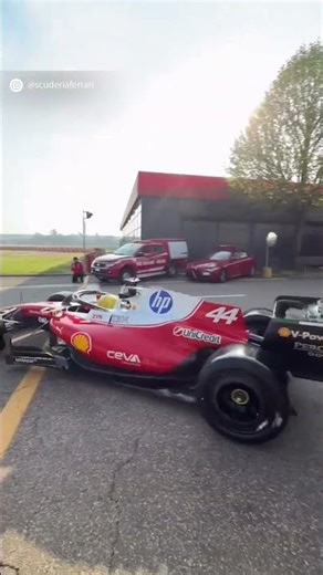 Lewis and Ferrari hard at work 👀