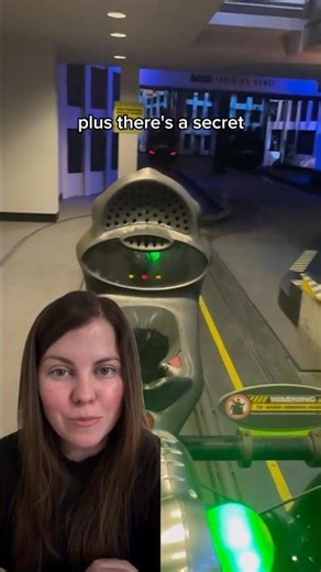 POV: You’re fighting aliens 👽🛸 #universalparks