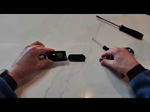 Jeep Grand Cherokee Key Fob Battery Replacement (2014-2021) - EASY DIY