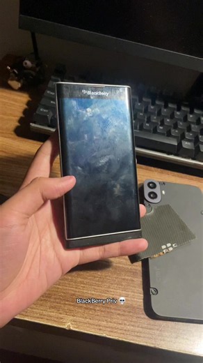 BlackBerry Priv with Real Carbon Fiber — Insane Phone Reveal