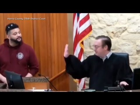 Judge's tense exchange with IT staffer sparks controversy