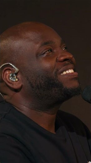 Great is His EVERLASTING LOVE! ❤️🤲 #bethelmusic #worship #jesus #churchworship #christianmusic