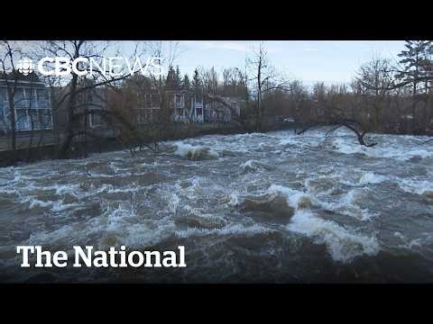 Montreal sandbags against spring flooding, as Ont. town closes bridges