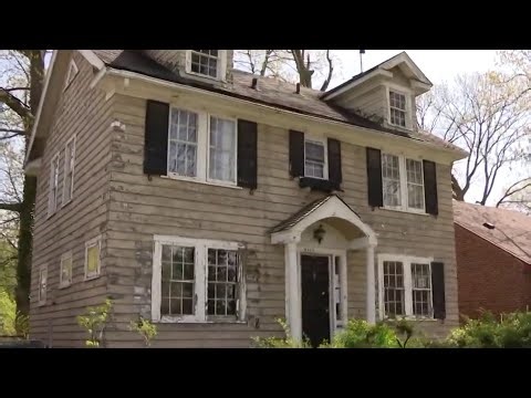 Abandoned home causing issues for neighbors in Detroit