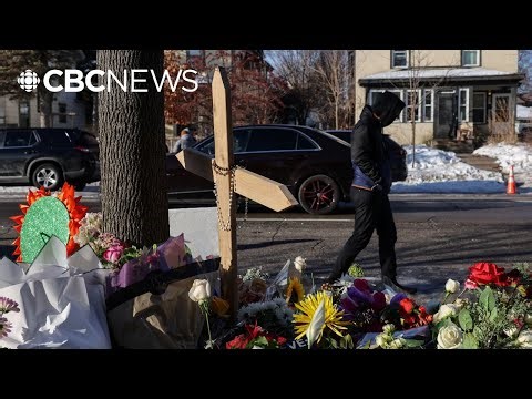 Moment of silence held at scene of Renee Good’s death days after Minneapolis ICE shooting