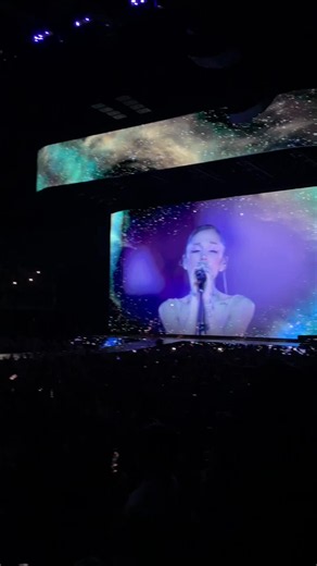 Ariana Grande's 'Eternal Sunshine' Live Performance ⛅️