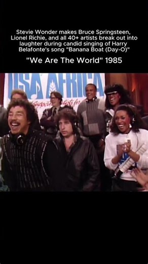 Stevie Wonder makes Bruce Springsteen, Lionel Richie, Ray Charles & others break out in laughter.