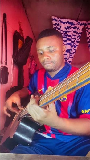 #slapbass #guitar #bassfeatured #basscover #bassgroove