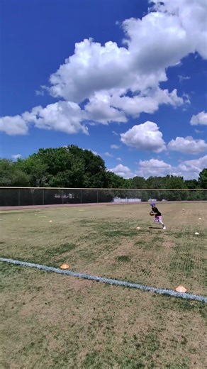 4 cone outfield drills building speed, angles & reactions #baseball #outfielddrills #youthbaseball